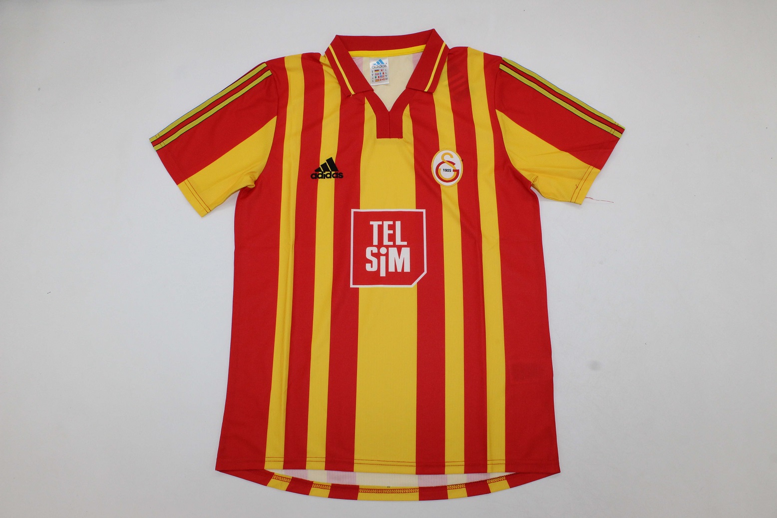 AAA Quality Galatasaray 00/01 Home Soccer Jersey